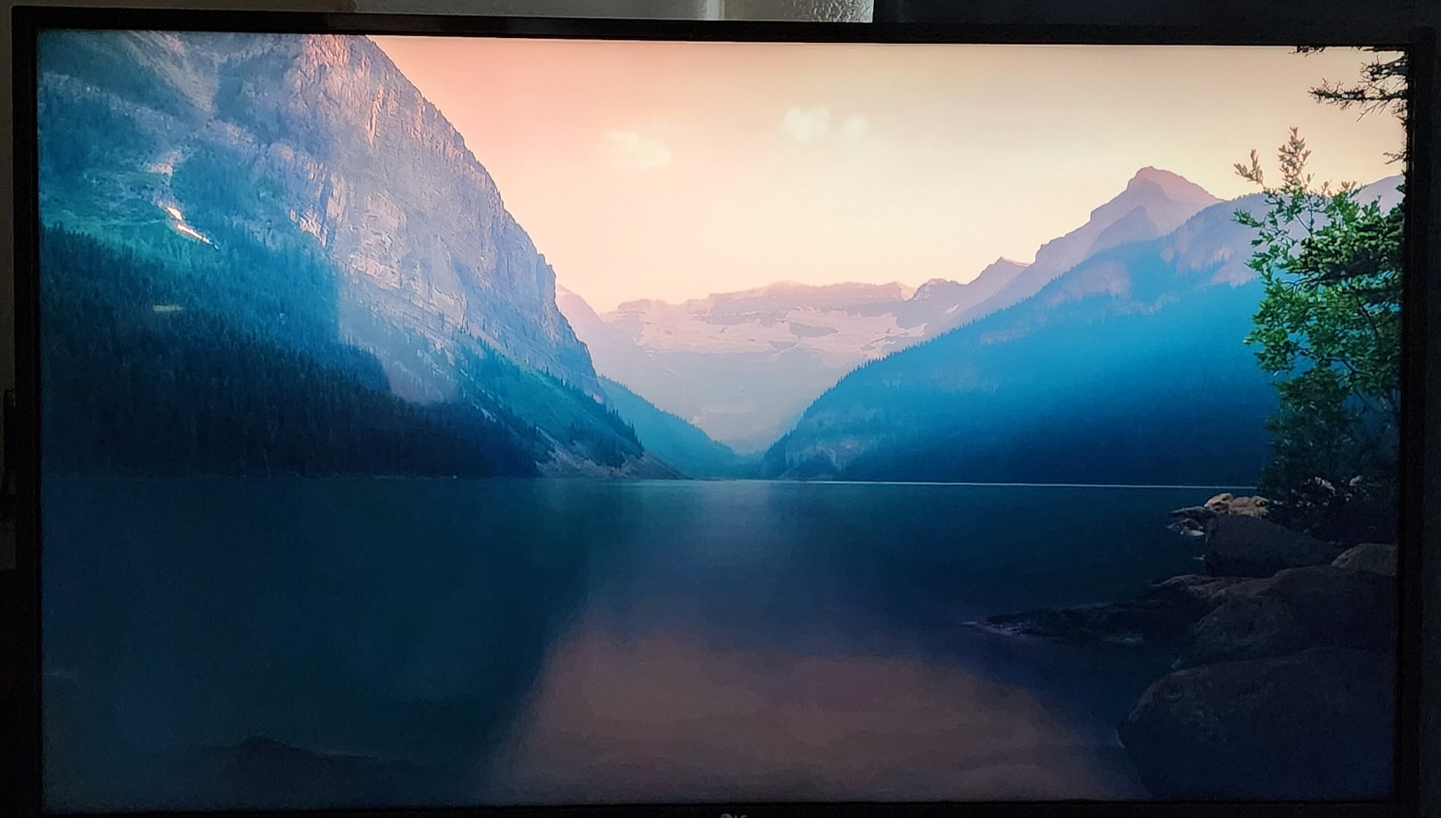 ‎Xfinity Stream app on LG TVs Xfinity Stream app background images
