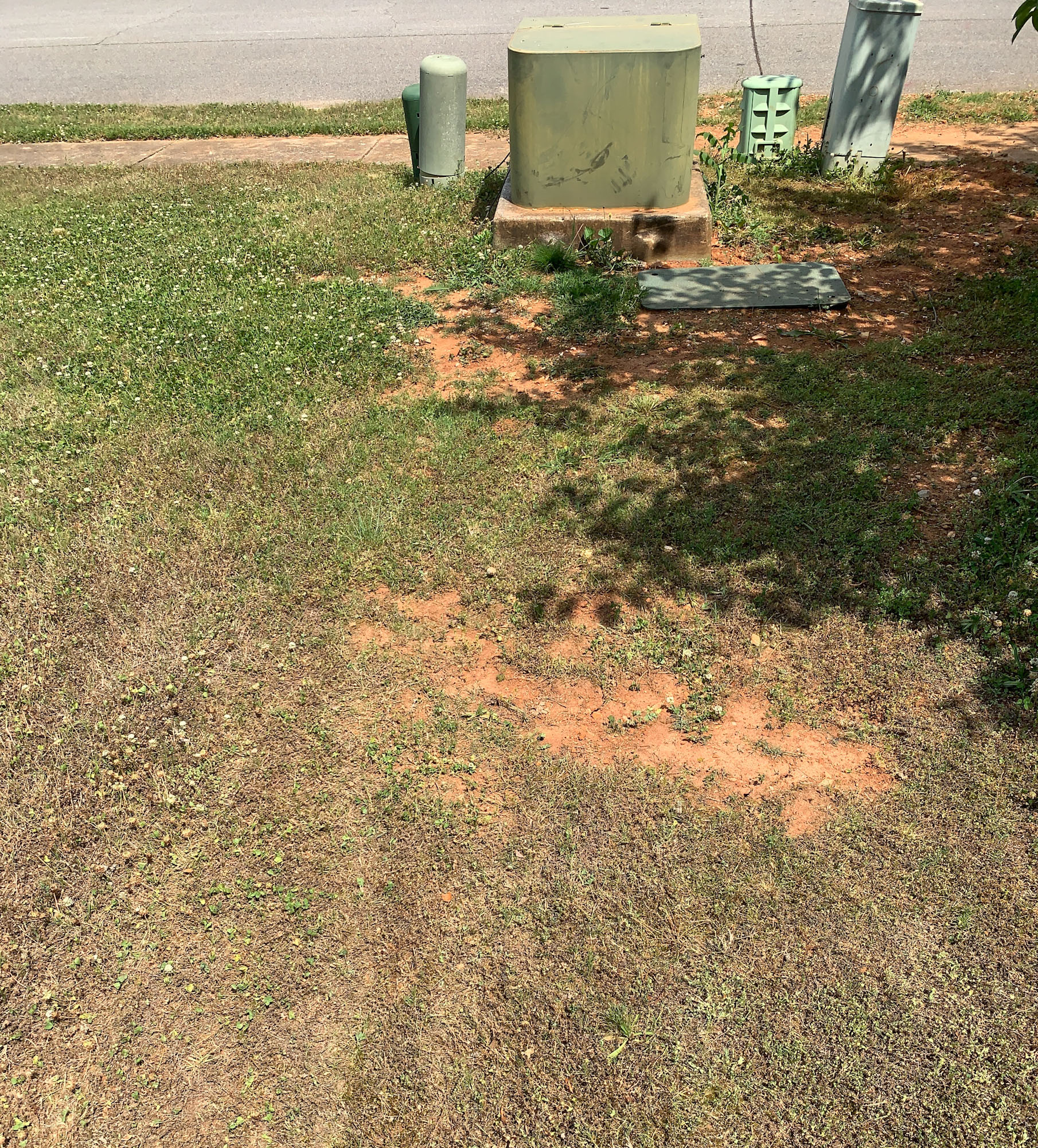 ‎Guys dug up my yard last year and left AT&T Community Forums