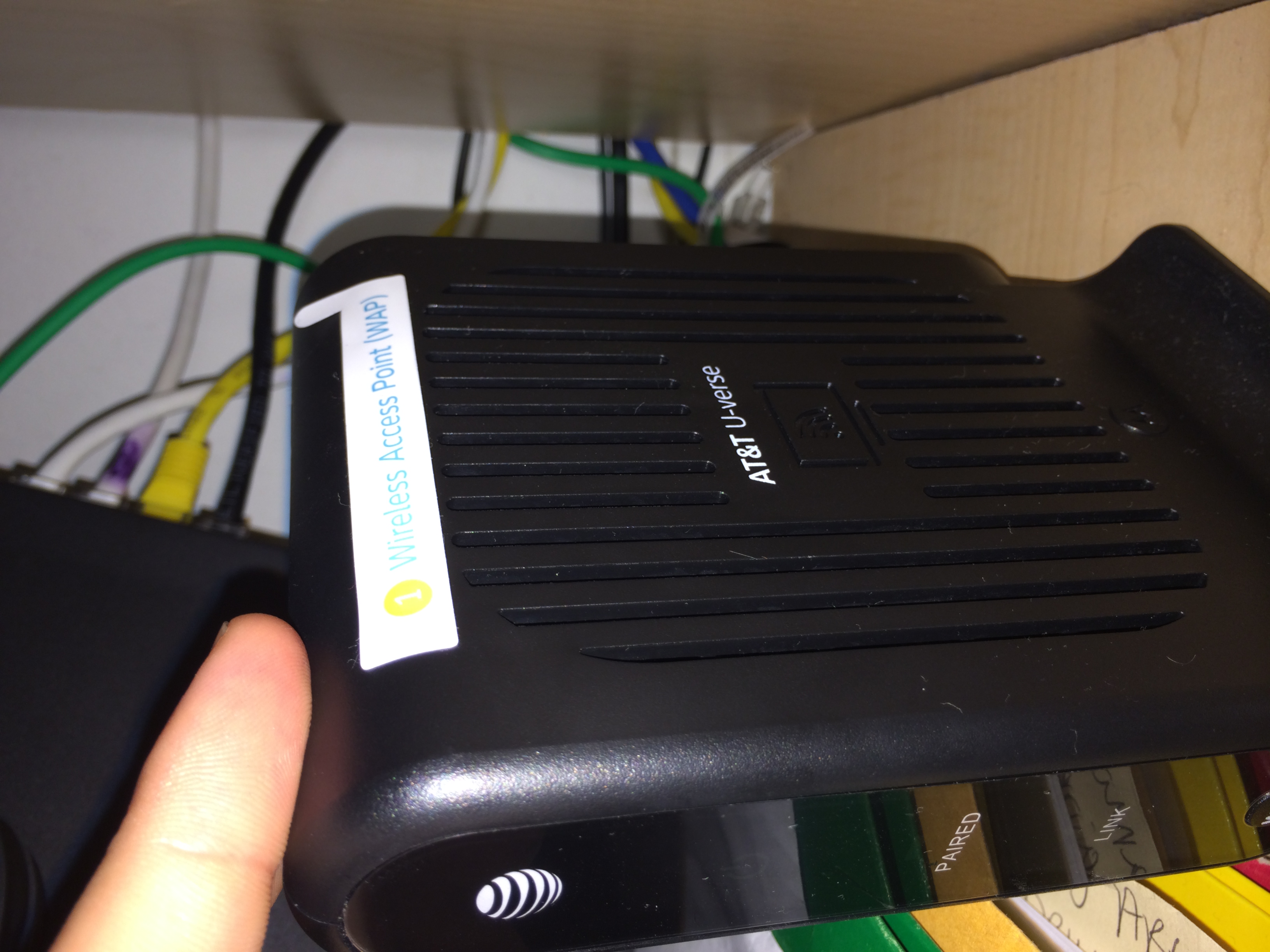‎How to hook up a Linksys WRT54G to Motorola NVG589. PLEASE HELP! AT