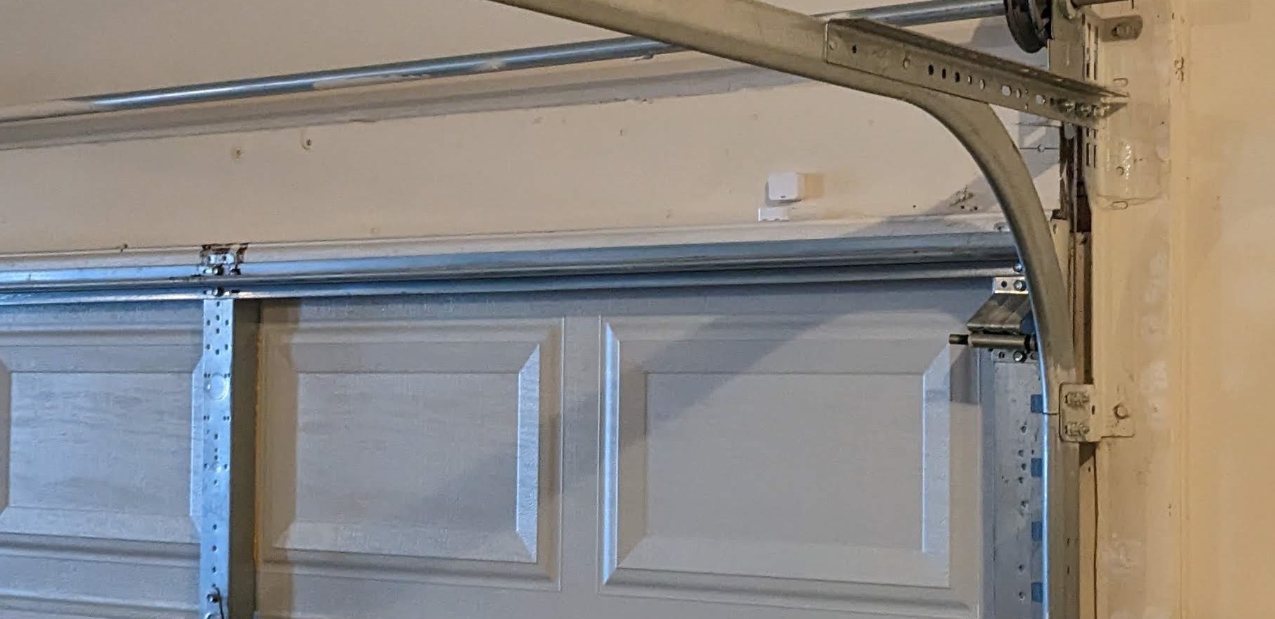 ‎How to use sensors for my overhead garage doors SimpliSafe Support Home